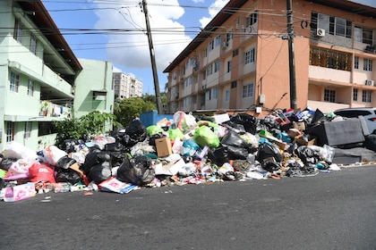 Quejas en San Miguelito por cobro adelantado de la tasa de aseo antes de la salida de Revisalud
