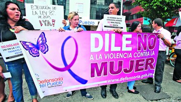 Exigen reglamentar Ley No. 82