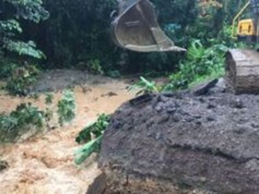 Tres viviendas afectadas por inundaciones en Bique