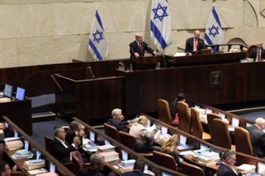 El Parlamento de Israel da su apoyo preliminar al proyecto para declarar a la UNRWA como ‘grupo terrorista’