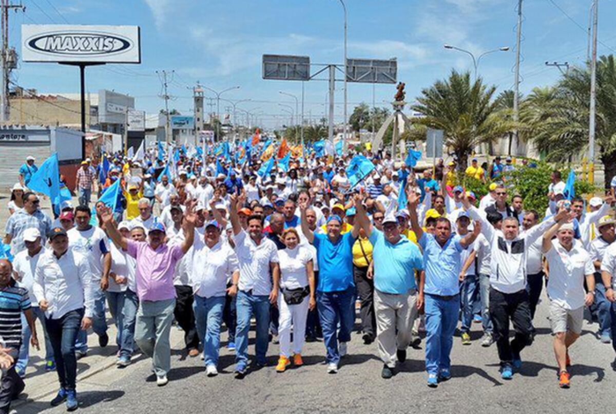 En Venezuela realizan marchas en apoyo a Leopoldo López