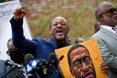 Nueva York compensará a las víctimas de brutalidad policial en las protestas por el caso de George Floyd