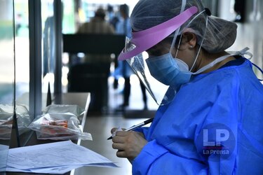 Minsa espera que casos de Covid-19 disminuyan para entrar a la fase de endemia