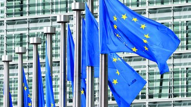 Unión Europea saca a Panamá de la lista negra de paraísos fiscales