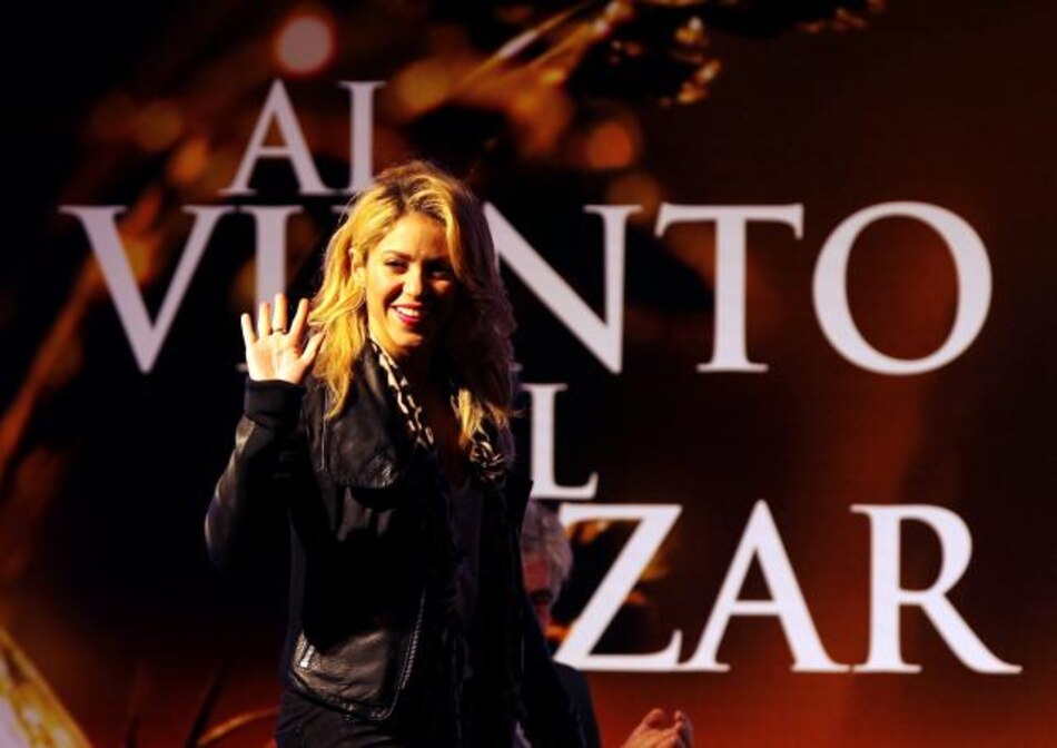 Shakira presenta su gira 'Sale el sol' en CD y DVD