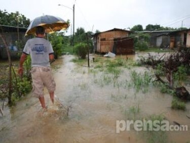 140 casas afectadas por inundaciones en Pacora