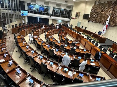 Diputados de la bancada Vamos planean reformar el reglamento interno de la Asamblea