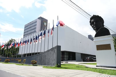 La Asamblea Nacional suspende sus actividades tras el terremoto del viernes 