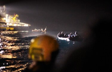 El barco de rescate ‘Humanity 1′ salva a casi 200 migrantes en sus últimas operaciones en el Mediterráneo