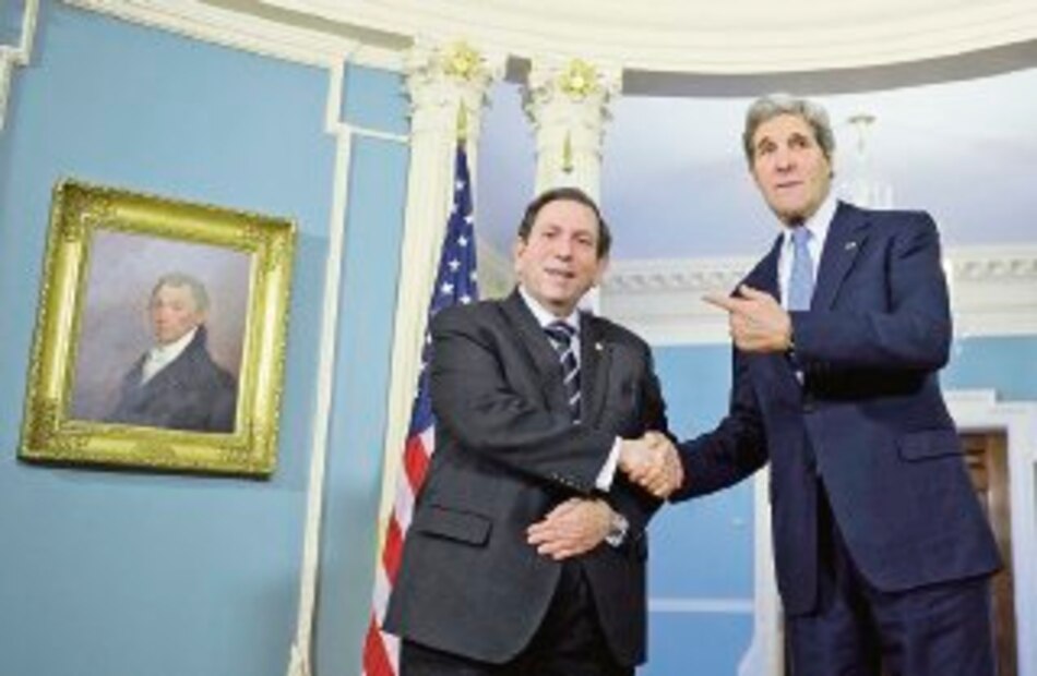 Kerry promete limpieza