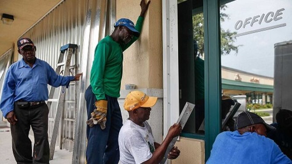 El huracán Dorian cambia de rumbo y se fortalece a categoría 4