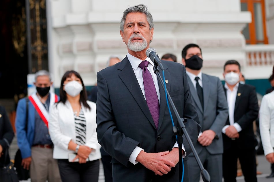 Parlamentario centrista Francisco Sagasti es elegido nuevo presidente de Perú