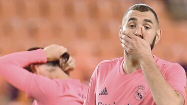 El Real Madrid cae goleado 4-1 en el campo del Valencia