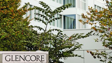 Glencore eleva oferta por mina