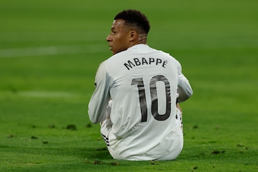 Mbappé trabaja al margen con la vista puesta en el clásico Barça-Real Madrid