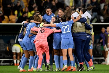 Francia gana a Brasil con un gol de Renard en el minuto 83