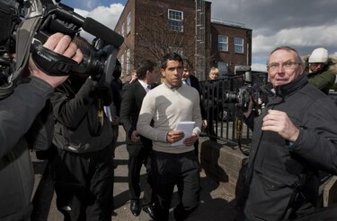 Tévez es condenado a trabajo comunitario por conducir sin licencia