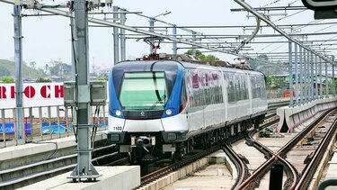 Déficit fiscal asciende a $2,100 millones en 2019