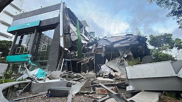 Las imágenes de los graves daños causados en Caracas y la Guaira por los potentes terremotos que han golpeado Venezuela