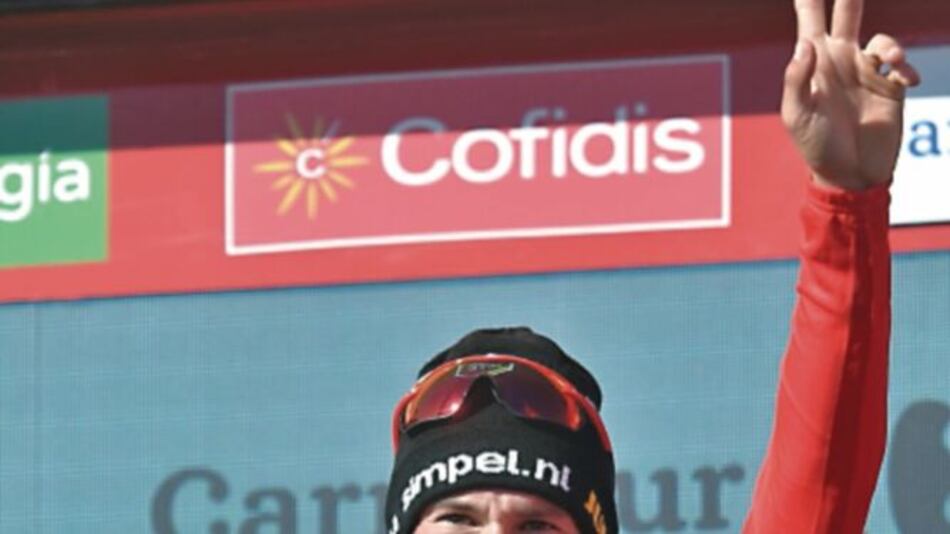 Primoz Roglic continúa líder de la Vuelta de España