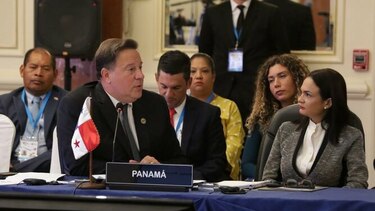 Varela pide a Centroamérica implementar "flujo controlado" de migrantes