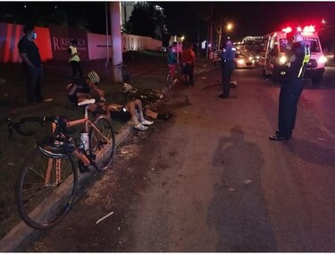 Atropellan a tres ciclistas en la vía Domingo Díaz