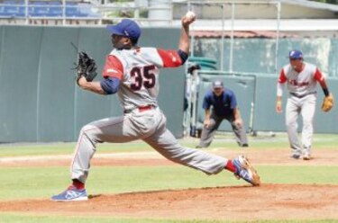 Panamá gana y termina invicto