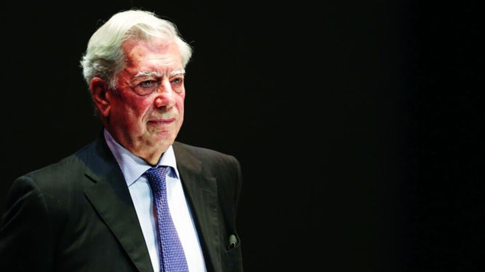 Vargas Llosa presenta divorcio a su esposa