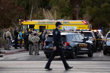 Identifican al autor del tiroteo en Nevada como un profesor universitario jubilado