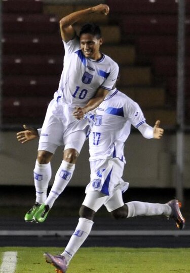 Honduras comienza ante Panamá su ruta al Mundial de Brasil
