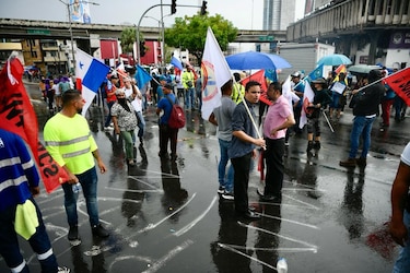 Tras la aprobación en tercer debate del contrato minero, gremios docentes no descartan una huelga nacional