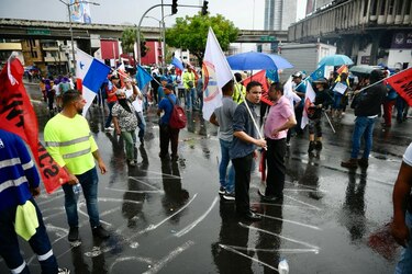 Tras la aprobación en tercer debate del contrato minero, gremios docentes no descartan una huelga nacional