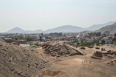 Los restos de una mujer que vivió hace 600 años maravilla a arqueólogos en Perú