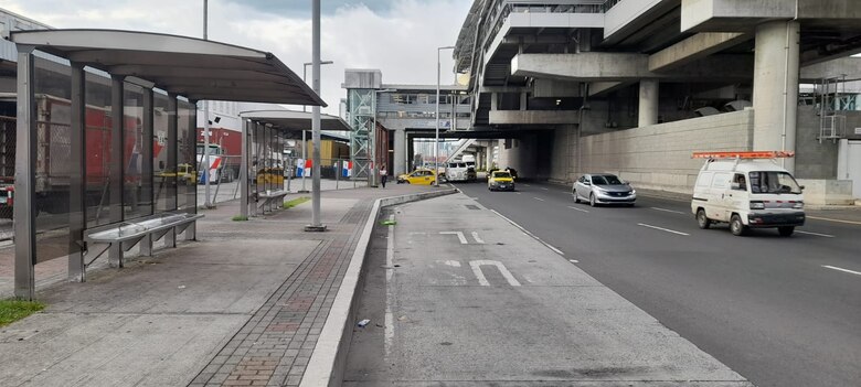 Estaciones del Metro amanecieron abarrotadas de usuarios; MiBus mantiene suspensión temporal de algunos servicios