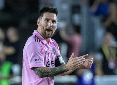 Messi rescata al Inter con nuevo doblete y vuela a cuartos tras tanda de penaltis