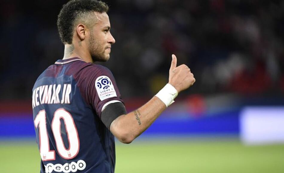 Neymar será operado por fractura del pie