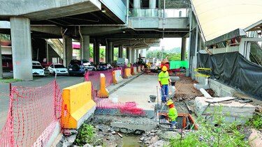 Una ruta estropeada y peligrosa