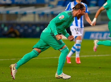Real Madrid toma el liderato en España con polémica victoria sobre la Real Sociedad