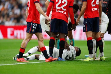 Militao se somete a una cirugía por rotura de ligamento cruzado de la rodilla derecha