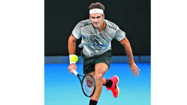 Federer vence a Zverev y avanza
