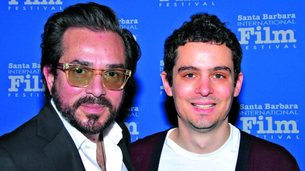 Roger Durling con Damien Chazelle, director de ‘La La Land’, que tiene 14 nominaciones al Óscar. CORTESÍA