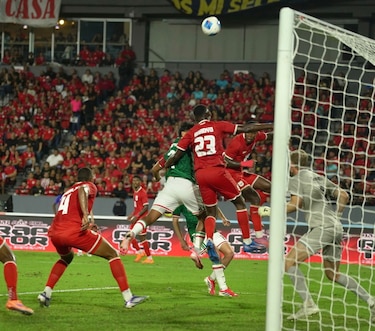 Un autogol amarga a Panamá ante México en el Rommel Fernández