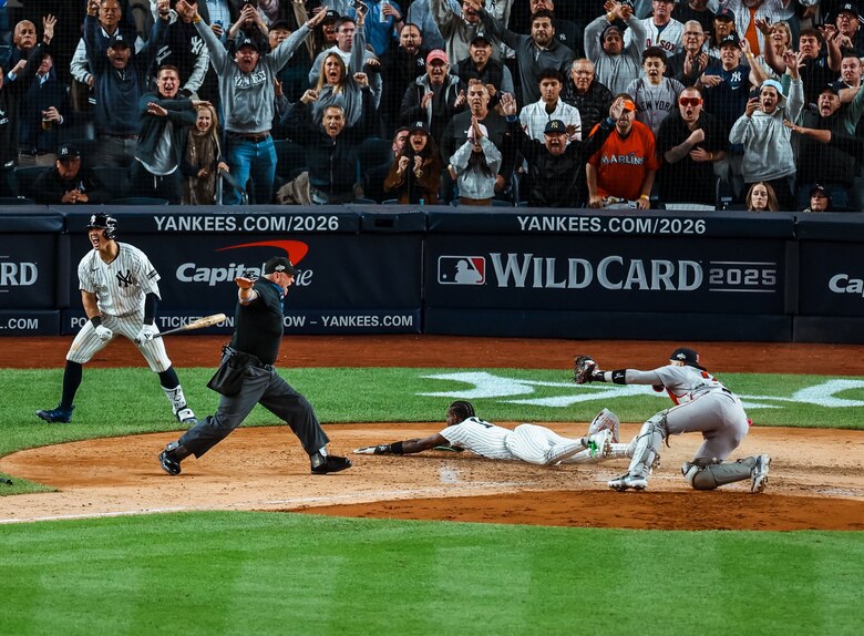 Yankees sobreviven con victoria 4-3 y fuerzan el juego decisivo ante Boston