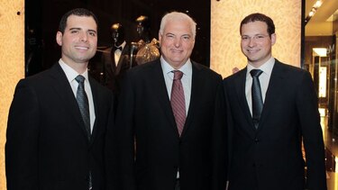 Los hermanos Martinelli Linares ya no están en el centro de detención de Miami