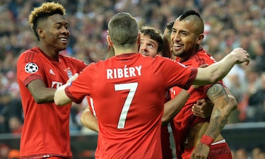 El Bayern, a un paso de su quinta semifinal gracias a Vidal