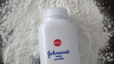 Johnson & Johnson retira su controvertido talco para bebés de EU y Canadá