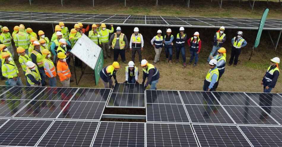 Enel instala nueva planta solar, capacidad fotovoltaica del país asciende a 445 MW