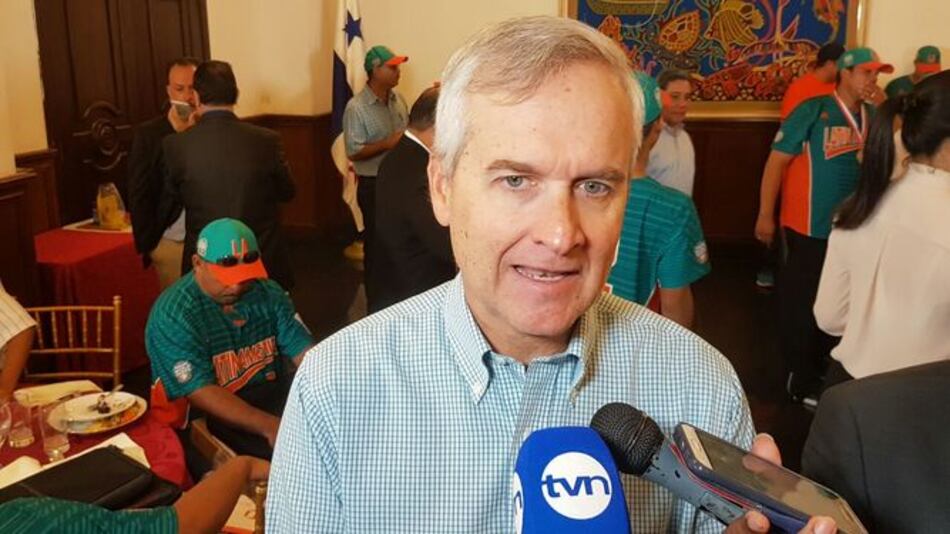 Consejo de Gabinete discutirá futuro de la plataforma Uber la próxima semana