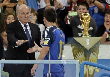 Blatter se sorprendió de la elección de Messi como mejor jugador