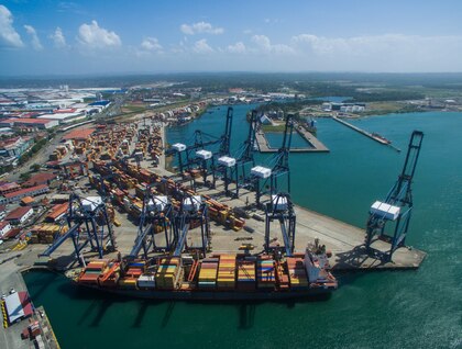 Movimiento portuario en Panamá crece 19.2% hasta julio de 2024